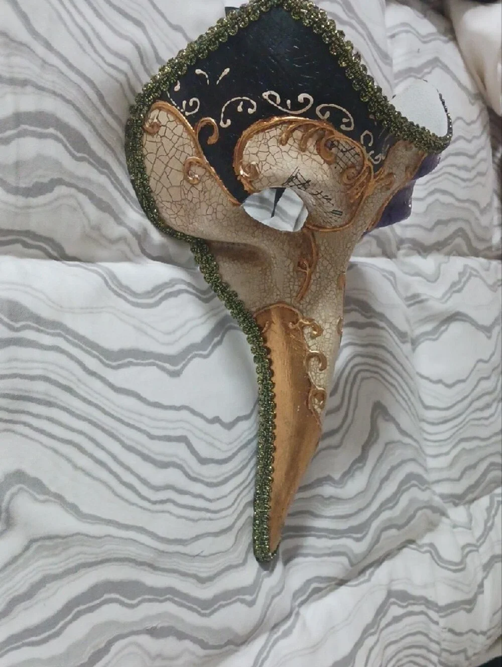Venetian Long-Nose Masquerade Mask in Purple, Black & Gold